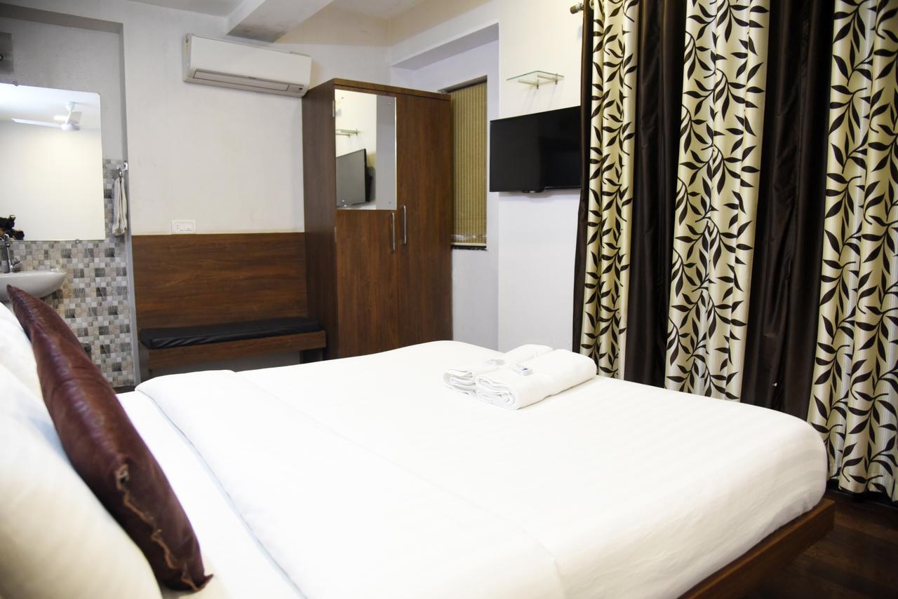 Hotel Sai Yatri تريمباك المظهر الخارجي الصورة