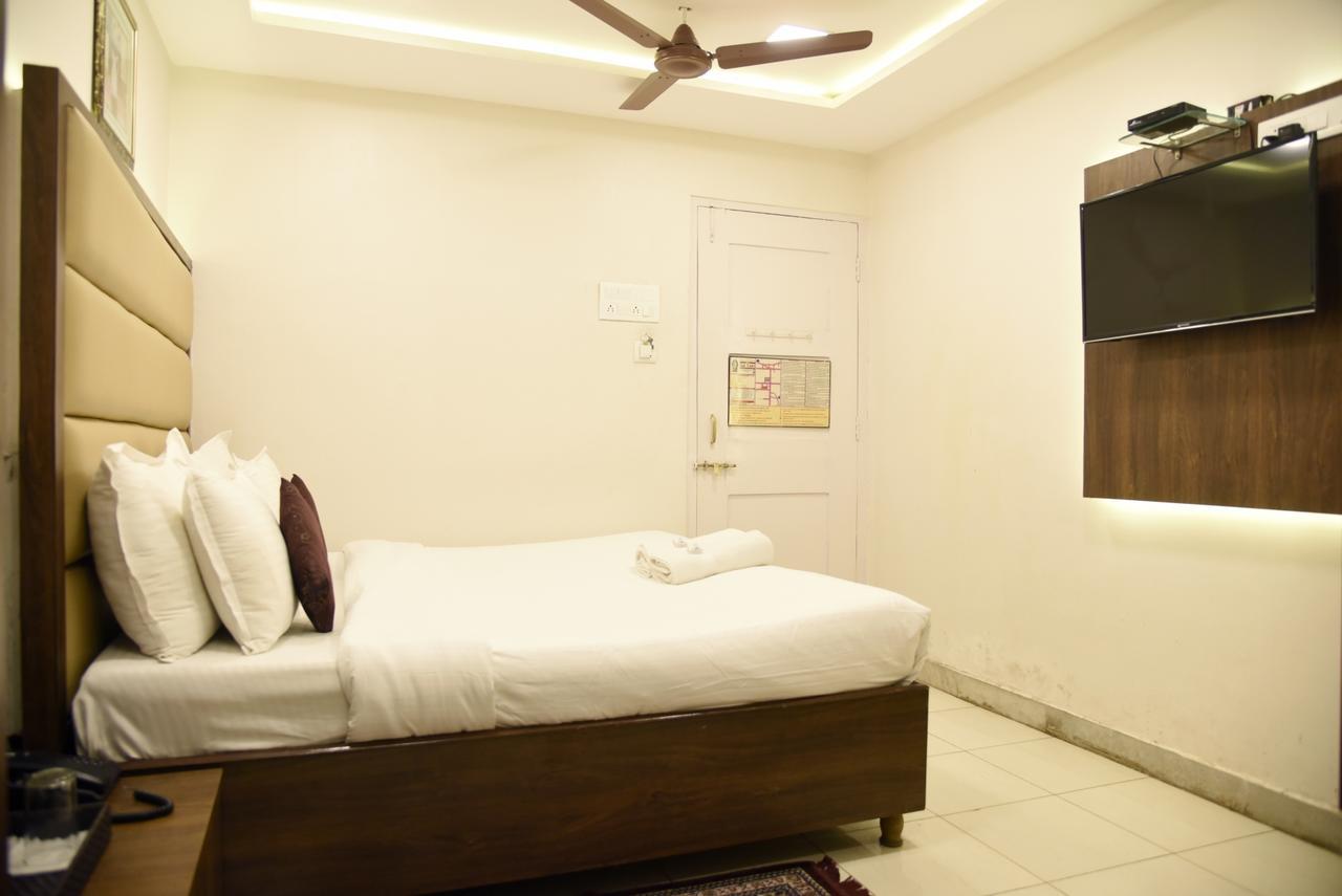 Hotel Sai Yatri تريمباك المظهر الخارجي الصورة