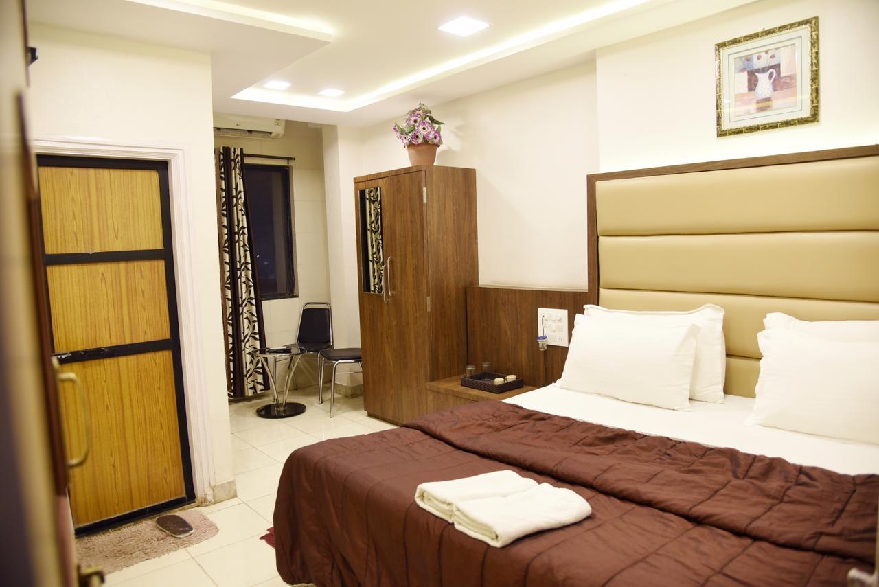 Hotel Sai Yatri تريمباك المظهر الخارجي الصورة